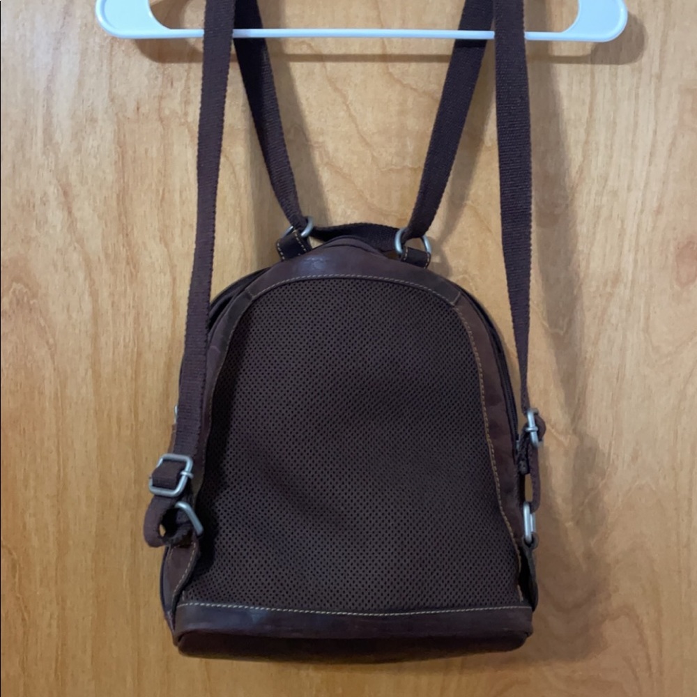 Jack George’s leather backpack - Picture 3 of 7